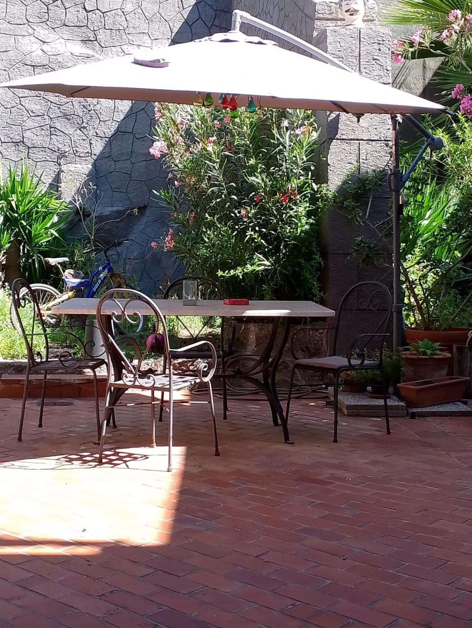 Casa Romeo Villa Adrano Exterior foto